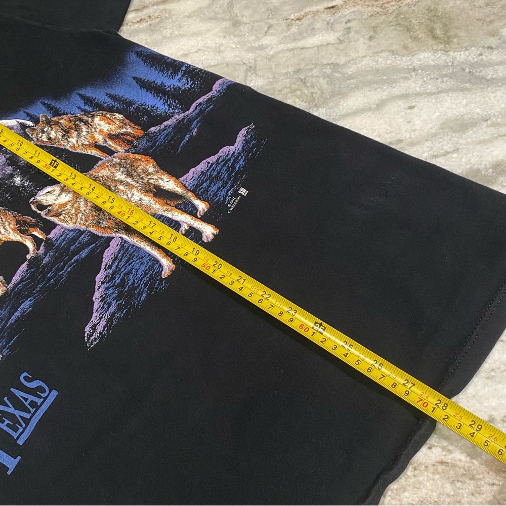 Vintage 90s Jerzees Wolf Moon Single Stitch Tee Size L • C. Waldron 1992 • USA - Picture 9 of 10
